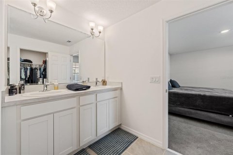 Adosado en venta en Howey-in-the-Hills, Florida, 4 dormitorios, 195.47 m2 № 2098305 - foto 18