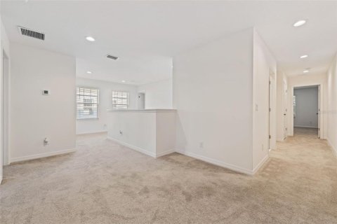 Adosado en venta en Howey-in-the-Hills, Florida, 4 dormitorios, 195.47 m2 № 2098305 - foto 14