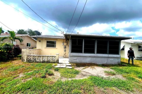 House in Tamarac, Florida 2 bedrooms, 92.81 sq.m. № 1802514 - photo 20