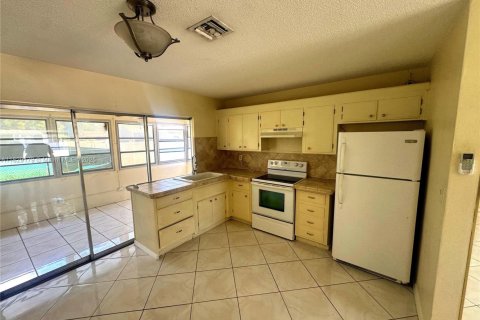 House in Tamarac, Florida 2 bedrooms, 92.81 sq.m. № 1802514 - photo 12