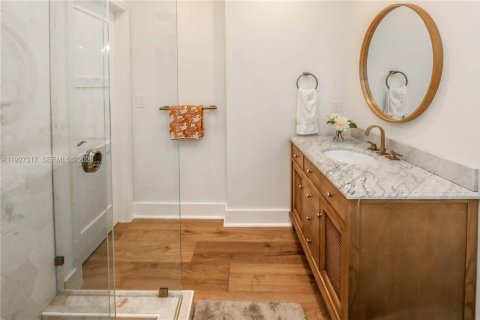 House in Hollywood, Florida 2 bedrooms, 136.01 sq.m. № 2065394 - photo 23