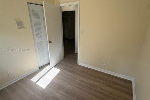 Casa en alquiler en North Lauderdale, Florida, 3 dormitorios, 106.65 m2 № 1991854 - foto 17