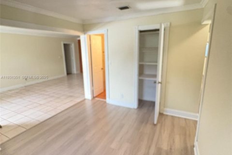 Casa en alquiler en North Lauderdale, Florida, 3 dormitorios, 106.65 m2 № 1991854 - foto 15