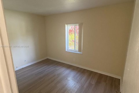 Casa en alquiler en North Lauderdale, Florida, 3 dormitorios, 106.65 m2 № 1991854 - foto 12