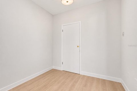 Immobilier commercial à louer à Winter Park, Floride: 51.1 m2 № 2229391 - photo 28
