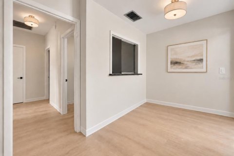Immobilier commercial à louer à Winter Park, Floride: 51.1 m2 № 2229391 - photo 23