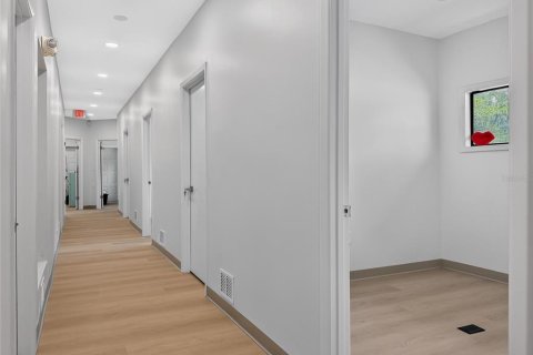Immobilier commercial à louer à Winter Park, Floride: 51.1 m2 № 2229391 - photo 21