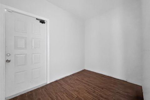 Immobilier commercial à louer à Winter Park, Floride: 51.1 m2 № 2229391 - photo 8