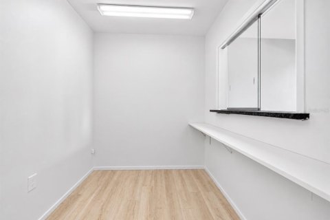 Immobilier commercial à louer à Winter Park, Floride: 51.1 m2 № 2229391 - photo 25