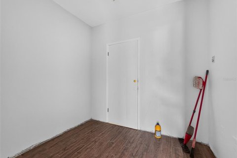 Immobilier commercial à louer à Winter Park, Floride: 51.1 m2 № 2229391 - photo 11