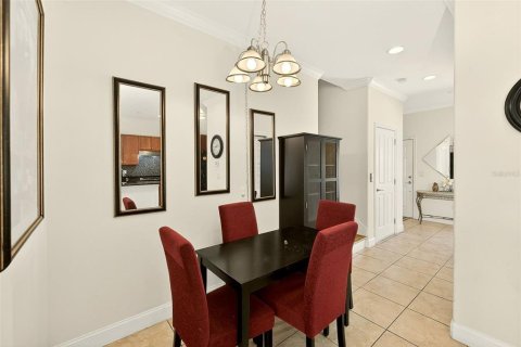 Townhouse in New Port Richey, Florida 3 bedrooms, 183.2 sq.m. № 2156162 - photo 17