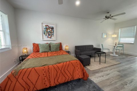 Villa ou maison à louer à Miami, Floride: 1 chambre, 159.14 m2 № 2084218 - photo 8