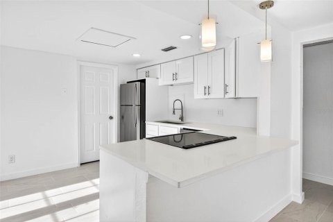 Купить коммерческую недвижимость в Тампа, Флорида 4 спальни, 168.62м2, № 1914087 - фото 16