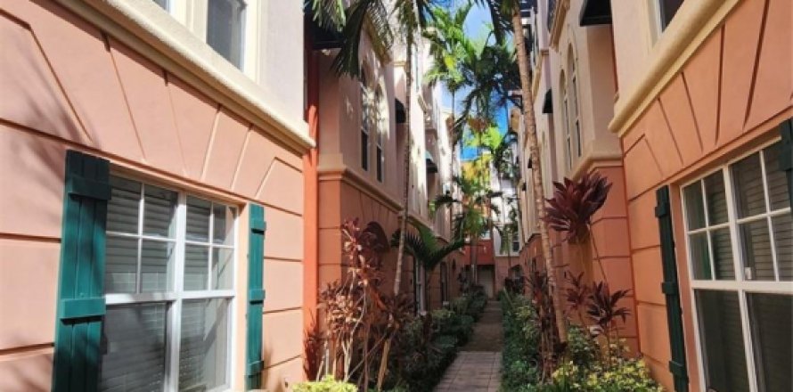 Adosado en Fort Lauderdale, Florida 3 dormitorios, 184.88 m2 № 825551
