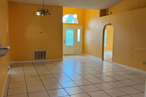 Casa en alquiler en Orlando, Florida, 3 dormitorios, 150.69 m2 № 1899596 - foto 4