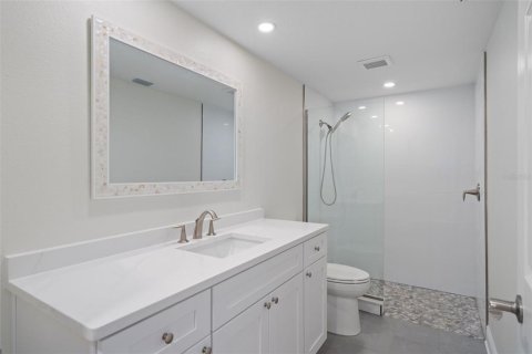 House in Hudson, Florida 4 bedrooms, 144.28 sq.m. № 2142764 - photo 23