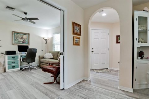 House in Bradenton, Florida 2 bedrooms, 135.92 sq.m. № 2200028 - photo 7