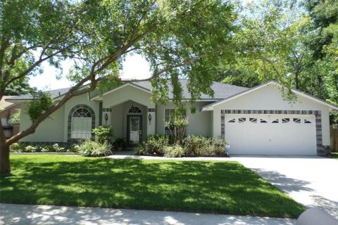 Villa ou maison à Lutz, Floride 4 chambres, 207.36 m2 № 2119364