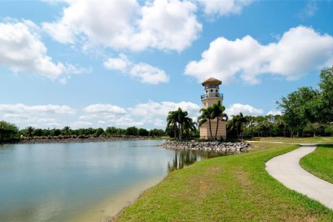 Condo in Bradenton, Florida, 2 bedrooms  № 2233327 - photo 25