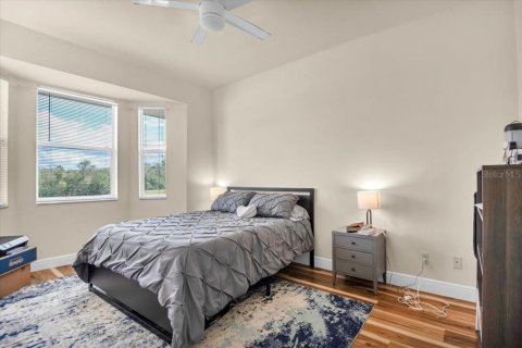 Condo in Bradenton, Florida, 2 bedrooms  № 2233327 - photo 13