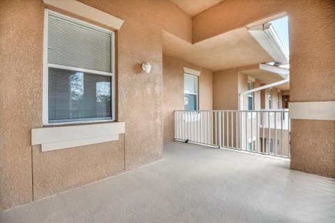 Condo in Bradenton, Florida, 2 bedrooms  № 2233327 - photo 3