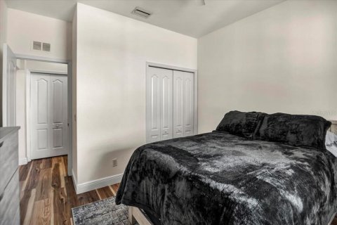 Condo in Bradenton, Florida, 2 bedrooms  № 2233327 - photo 10