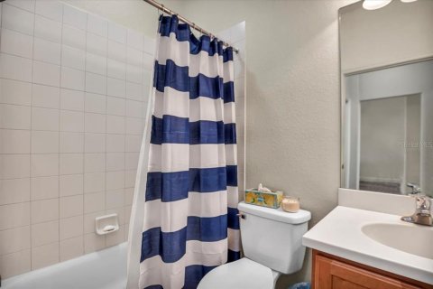 Condo in Bradenton, Florida, 2 bedrooms  № 2233327 - photo 12