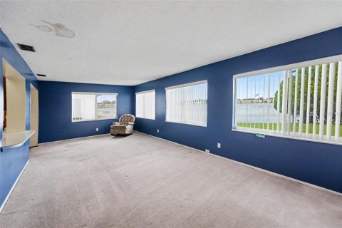 Copropriété à vendre à Pinellas Park, Floride: 2 chambres, 123.37 m2 № 2388575 - photo 18