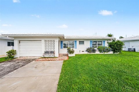 Copropriété à vendre à Pinellas Park, Floride: 2 chambres, 123.37 m2 № 2388575 - photo 4