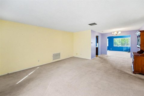Copropriété à vendre à Pinellas Park, Floride: 2 chambres, 123.37 m2 № 2388575 - photo 7