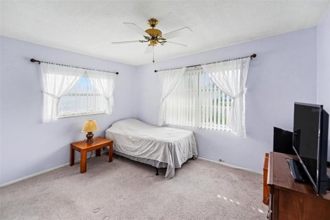 Copropriété à vendre à Pinellas Park, Floride: 2 chambres, 123.37 m2 № 2388575 - photo 25