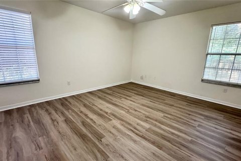 House in Gainesville, Florida 3 bedrooms, 123.28 sq.m. № 1853234 - photo 8
