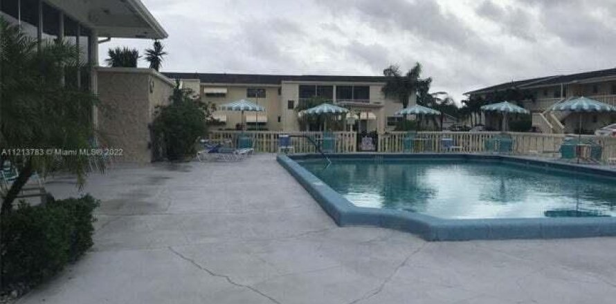 Condo in Boynton Beach, Florida, 2 bedrooms  № 1075841