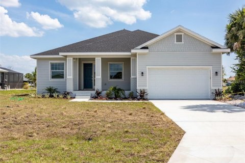 House in Rotonda, Florida 4 bedrooms, 204.57 sq.m. № 1788087 - photo 1