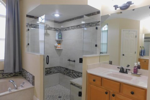 Villa ou maison à vendre à Port St. Lucie, Floride: 3 chambres, 190.73 m2 № 2192887 - photo 11