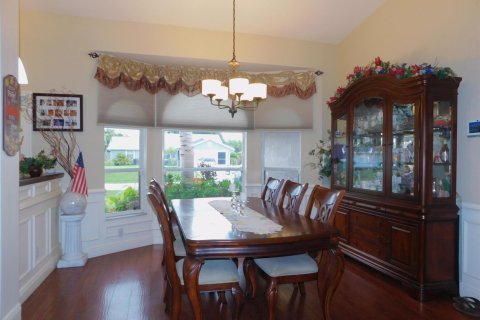 Villa ou maison à vendre à Port St. Lucie, Floride: 3 chambres, 190.73 m2 № 2192887 - photo 7