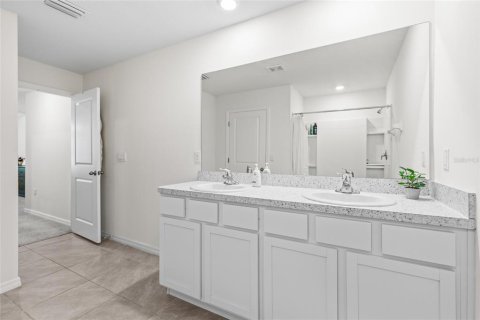 House in Alachua, Florida 3 bedrooms, 150.04 sq.m. № 1783290 - photo 16