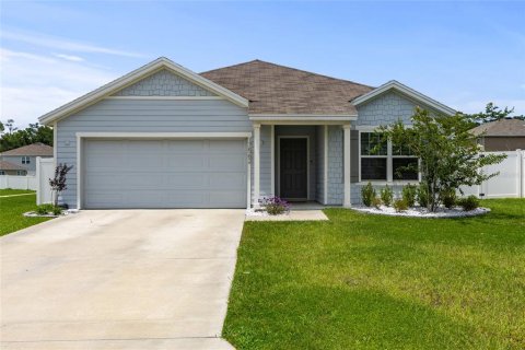 House in Alachua, Florida 3 bedrooms, 150.04 sq.m. № 1783290 - photo 1