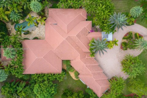 Casa en venta en Southwest Ranches, Florida, 6 dormitorios, 581.38 m2 № 1982405 - foto 14