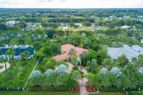 Casa en venta en Southwest Ranches, Florida, 6 dormitorios, 581.38 m2 № 1982405 - foto 17