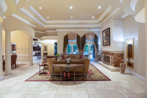 Casa en venta en Southwest Ranches, Florida, 6 dormitorios, 581.38 m2 № 1982405 - foto 21