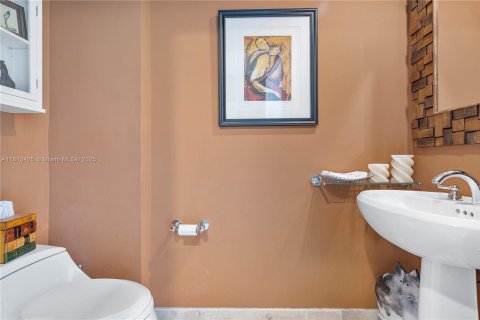 Condo in Fort Lauderdale, Florida, 1 bedroom  № 1752946 - photo 22