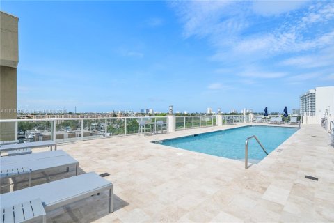 Condo in Fort Lauderdale, Florida, 1 bedroom  № 1752946 - photo 24