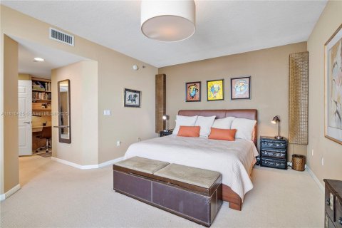 Condo in Fort Lauderdale, Florida, 1 bedroom  № 1752946 - photo 13