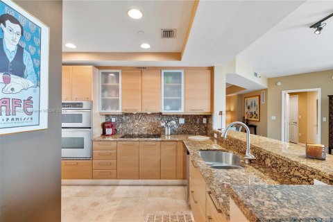 Condo in Fort Lauderdale, Florida, 1 bedroom  № 1752946 - photo 11