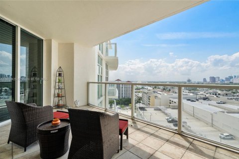 Condo in Fort Lauderdale, Florida, 1 bedroom  № 1752946 - photo 20