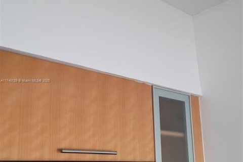 Condominio en venta en Miami, Florida, 1 dormitorio, 73.49 m2 № 1704467 - foto 7