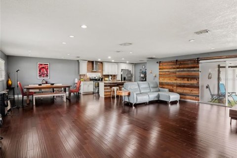 Casa en venta en Belle Isle, Florida, 3 dormitorios, 164.72 m2 № 2429214 - foto 7