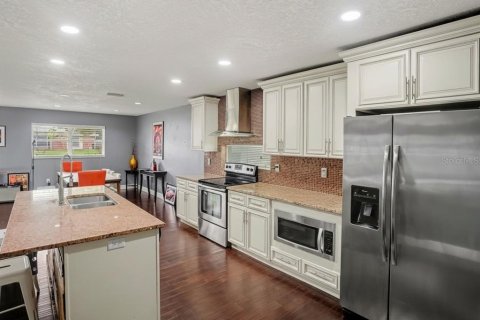 Casa en venta en Belle Isle, Florida, 3 dormitorios, 164.72 m2 № 2429214 - foto 13