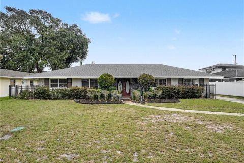 Casa en venta en Belle Isle, Florida, 3 dormitorios, 164.72 m2 № 2429214 - foto 2